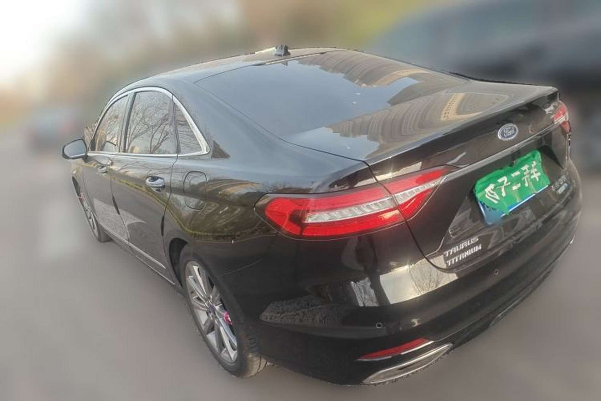 Used Ford Taurus 2019 EcoBoost 245 Premium Edition Rear Left 45 Deg