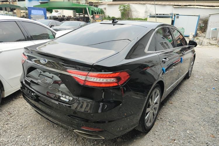 Used Ford Taurus 2019 EcoBoost 245 Premium Edition Rear Right 45 Deg