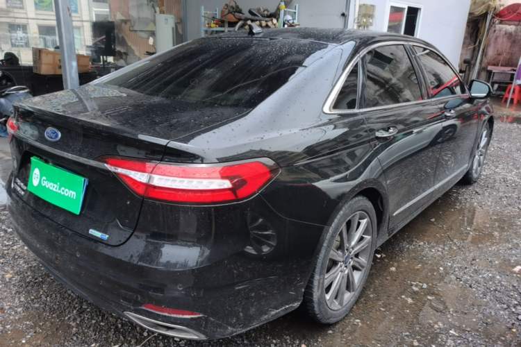 Used Ford Taurus 2019 EcoBoost 245 Premium Edition Rear Right 45 Deg
