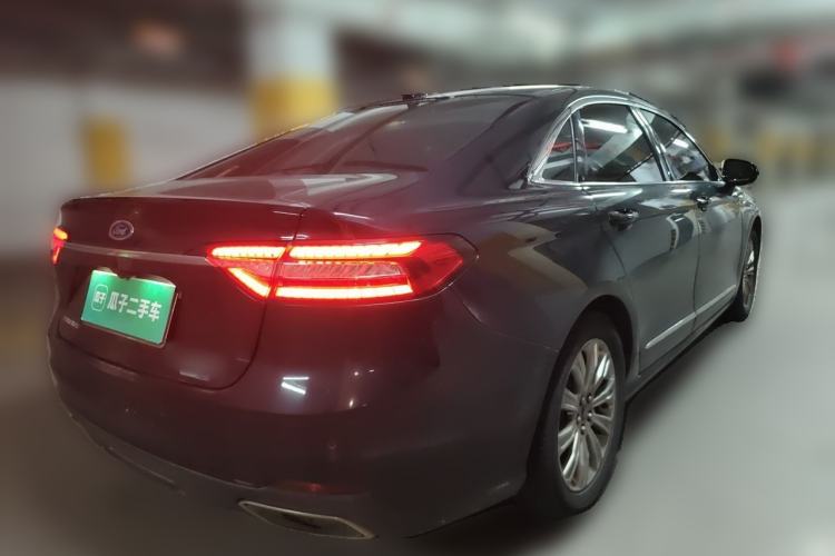 Used Ford Taurus 2019 EcoBoost 245 Comfort Edition Rear Right 45 Deg