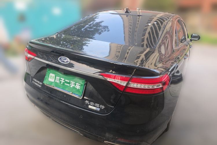 Used Ford Taurus 2019 EcoBoost 245 Premium Edition Rear Right 45 Deg