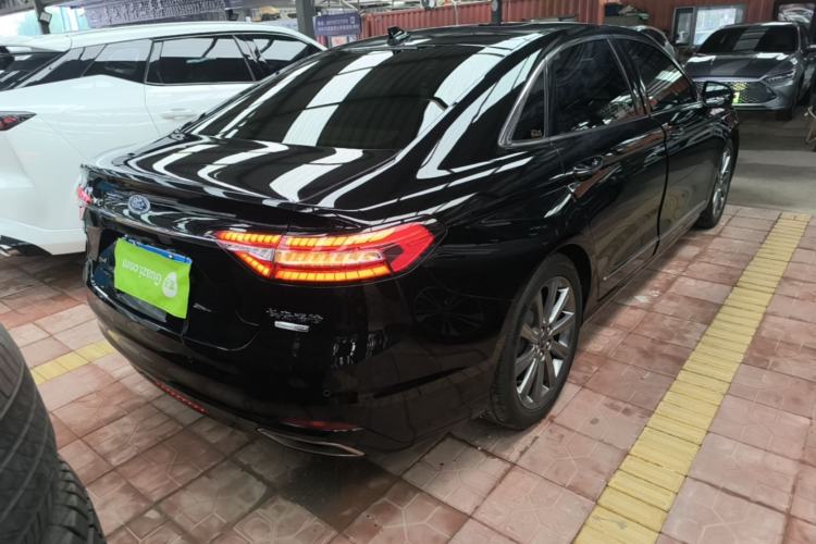 Used Ford Taurus 2019 EcoBoost 245 Premium Edition Rear Right 45 Deg