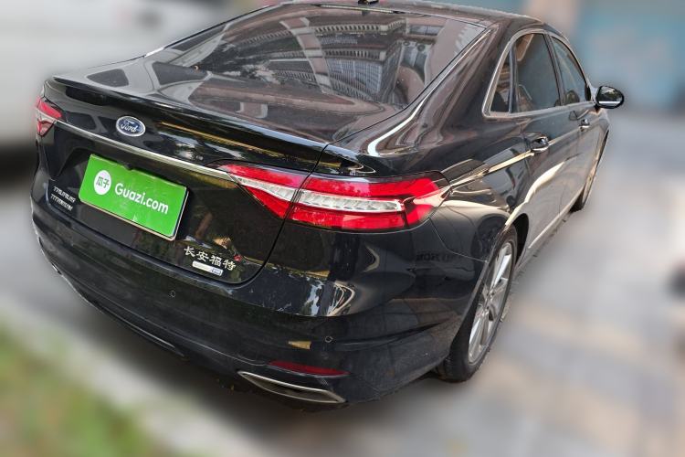 Used Ford Taurus 2019 EcoBoost 245 Premium Edition Rear Right 45 Deg