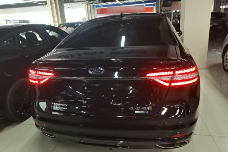 Used Ford Taurus 2019 EcoBoost 245 Premium Edition Rear