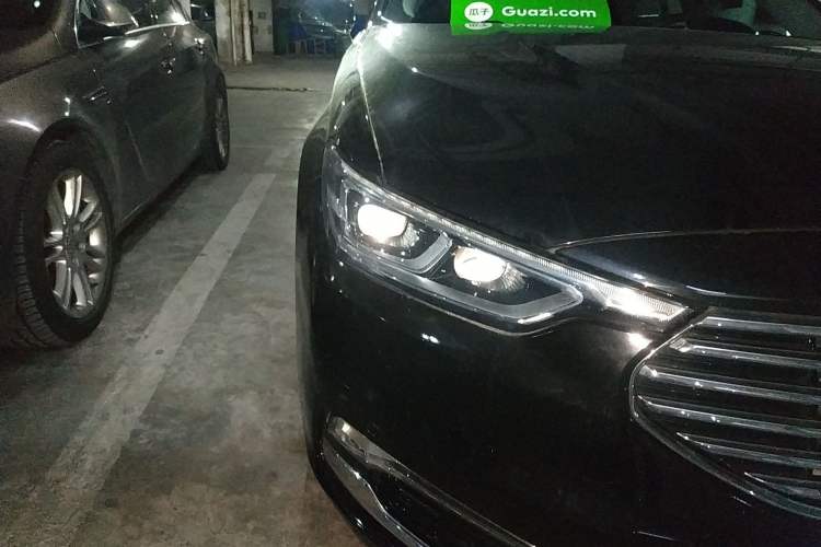 Used Ford Taurus 2019 EcoBoost 245 Premium Edition Right Front Headlight