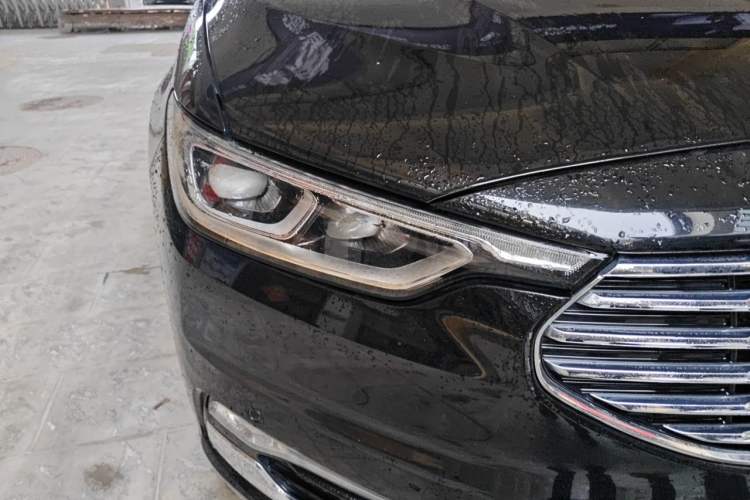 Used Ford Taurus 2019 EcoBoost 245 Premium Edition Right Front Headlight