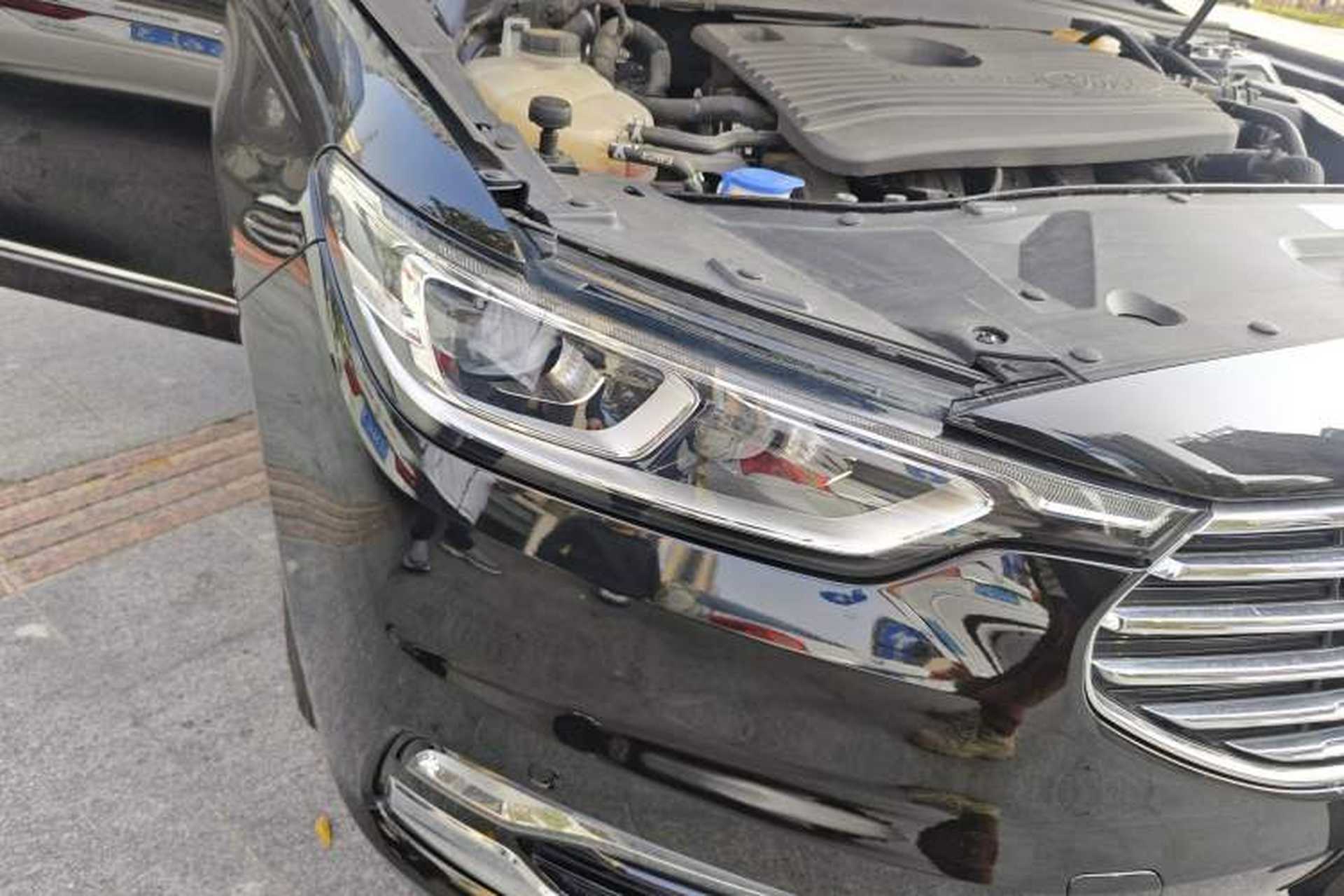 Used Ford Taurus 2019 EcoBoost 245 Premium Edition Right Front Headlight