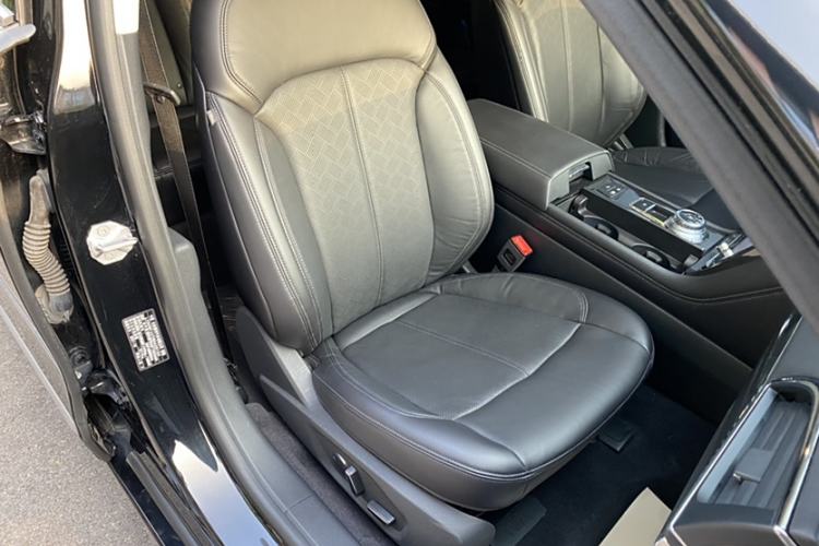 Used Ford Taurus 2019 EcoBoost 245 Premium Edition Right Front Seat