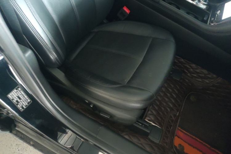 Used Ford Taurus 2019 EcoBoost 245 Premium Edition Right Front Seat
