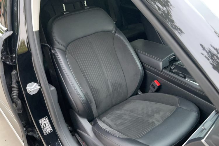 Used Ford Taurus 2019 EcoBoost 245 Comfort Edition Right Front Seat
