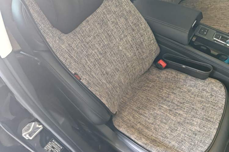 Used Ford Taurus 2019 EcoBoost 245 Premium Edition Right Front Seat
