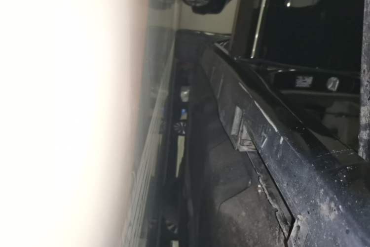 Used Ford Taurus 2019 EcoBoost 245 Premium Edition Right Side Sill
