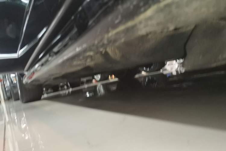 Used Ford Taurus 2019 EcoBoost 245 Premium Edition Right Side Sill