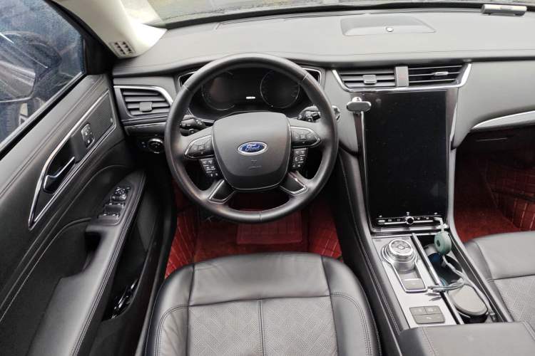 Used Ford Taurus 2019 EcoBoost 245 Premium Edition Steering Wheel