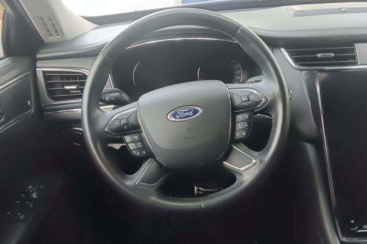 Used Ford Taurus 2019 EcoBoost 245 Premium Edition Steering Wheel