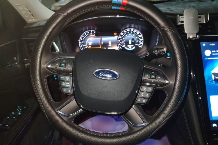 Used Ford Taurus 2019 EcoBoost 245 Premium Edition Steering Wheel