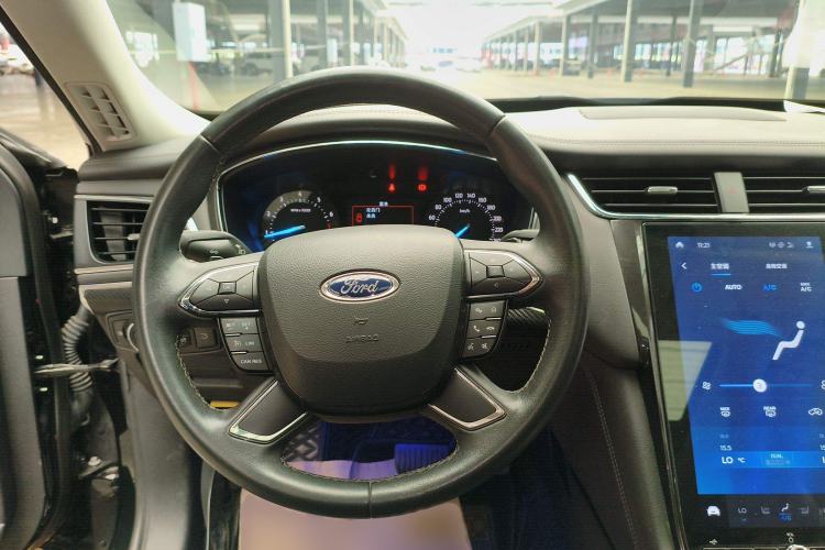 Used Ford Taurus 2019 EcoBoost 245 Comfort Edition Steering Wheel