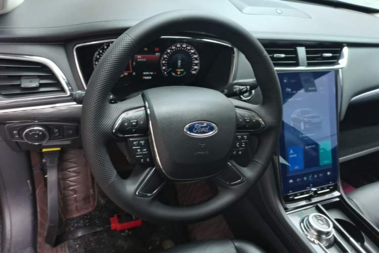 Used Ford Taurus 2019 EcoBoost 245 Premium Edition Steering Wheel