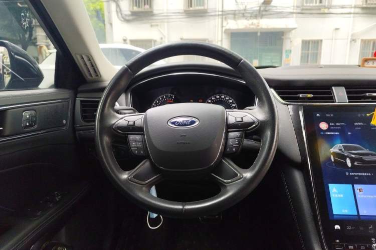 Used Ford Taurus 2019 EcoBoost 245 Premium Edition Steering Wheel