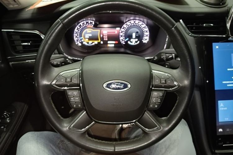 Used Ford Taurus 2019 EcoBoost 245 Premium Edition Steering Wheel