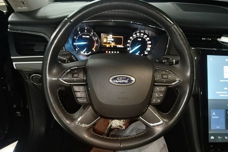 Used Ford Taurus 2019 EcoBoost 245 Comfort Edition Steering Wheel
