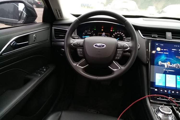 Used Ford Taurus 2019 EcoBoost 245 Comfort Edition Steering Wheel