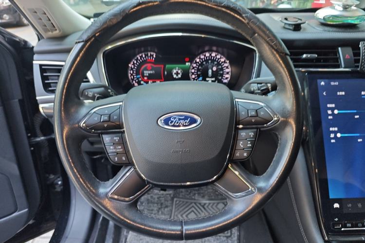 Used Ford Taurus 2019 EcoBoost 245 Premium Edition Steering Wheel
