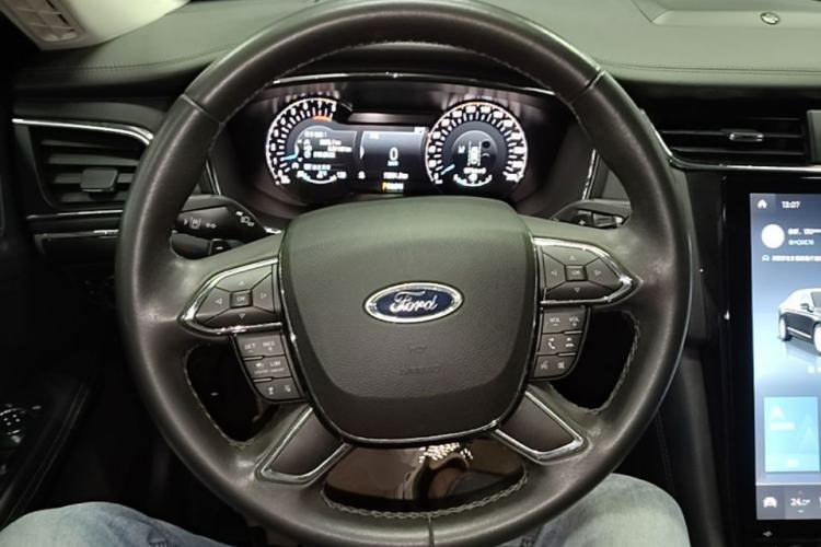 Used Ford Taurus 2019 EcoBoost 245 Premium Edition Steering Wheel