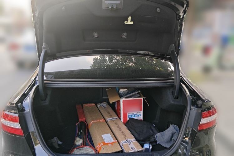Used Ford Taurus 2019 EcoBoost 245 Premium Edition Trunk