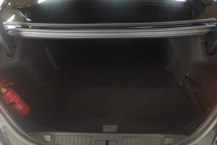 Used Ford Taurus 2019 EcoBoost 245 Premium Edition Trunk