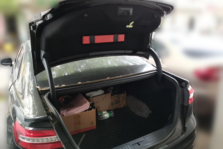 Used Ford Taurus 2019 EcoBoost 245 Premium Edition Trunk