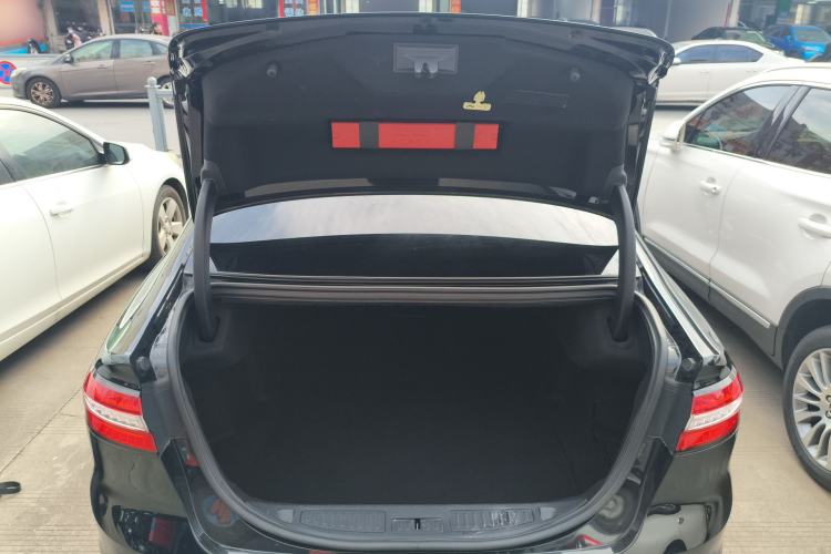 Used Ford Taurus 2019 EcoBoost 245 Comfort Edition Trunk