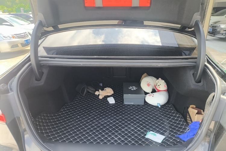 Used Ford Taurus 2019 EcoBoost 245 Comfort Edition Trunk