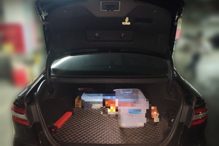 Used Ford Taurus 2019 EcoBoost 245 Comfort Edition Trunk