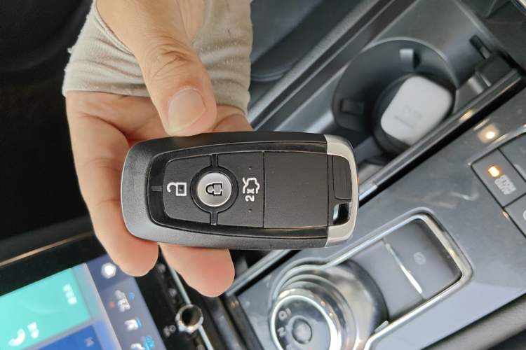 Used Ford Taurus 2019 EcoBoost 245 Premium Edition Vehicle Key