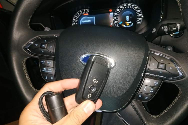 Used Ford Taurus 2019 EcoBoost 245 Premium Edition Vehicle Key