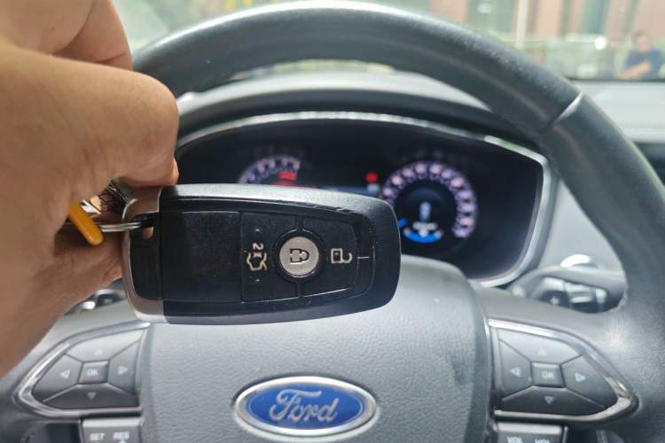 Used Ford Taurus 2019 EcoBoost 245 Premium Edition Vehicle Key