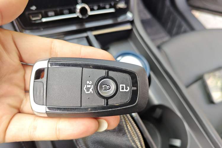 Used Ford Taurus 2019 EcoBoost 245 Premium Edition Vehicle Key