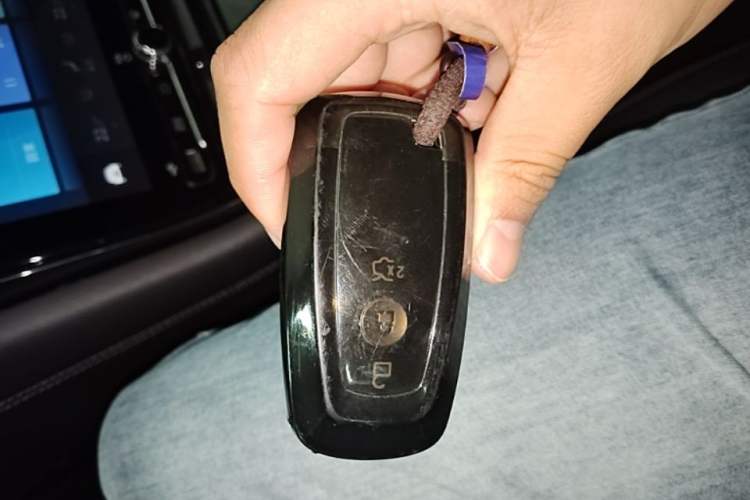 Used Ford Taurus 2019 EcoBoost 245 Premium Edition Vehicle Key
