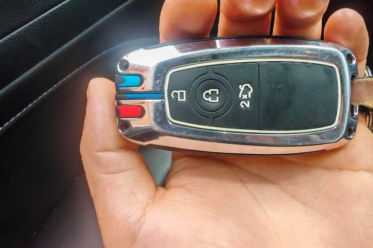 Used Ford Taurus 2019 EcoBoost 245 Premium Edition Vehicle Key