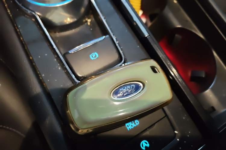 Used Ford Taurus 2019 EcoBoost 245 Comfort Edition Vehicle Key