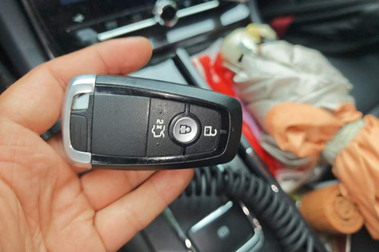 Used Ford Taurus 2019 EcoBoost 245 Premium Edition Vehicle Key