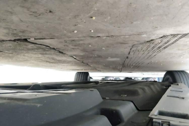 Used Ford Taurus 2019 EcoBoost 245 Premium Edition Chassis Rear Left