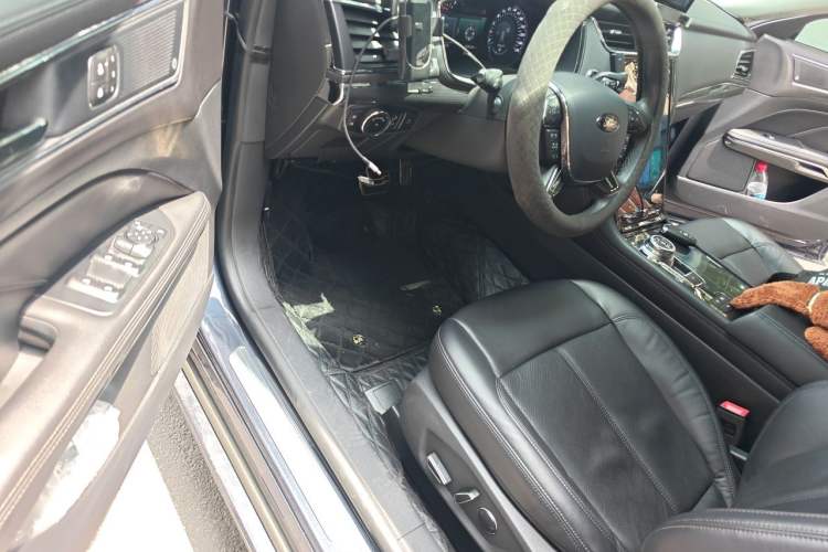 Used Ford Taurus 2019 EcoBoost 245 Premium Edition Driver Seat