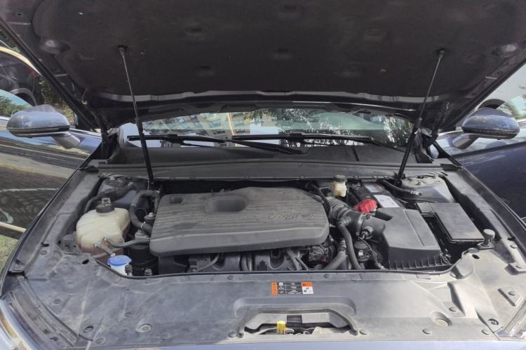 Used Ford Taurus 2019 EcoBoost 245 Vignale Deluxe Edition Engine Bay