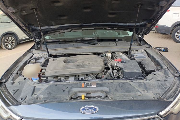 Used Ford Taurus 2019 EcoBoost 245 Premium Edition Engine Bay