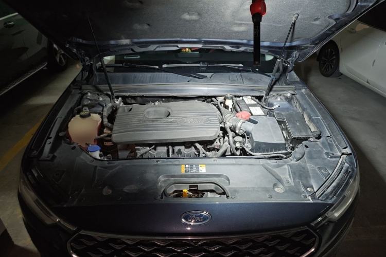 Used Ford Taurus 2019 EcoBoost 245 Premium Edition Engine Bay