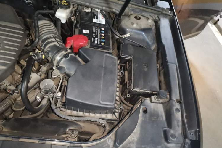 Used Ford Taurus 2019 EcoBoost 245 Premium Edition Engine Bay Left