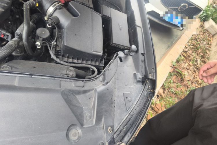 Used Ford Taurus 2019 EcoBoost 245 Premium Edition Engine Bay Left