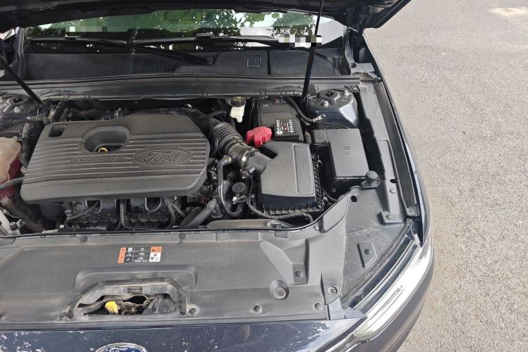 Used Ford Taurus 2019 EcoBoost 245 Premium Edition Engine Bay Left